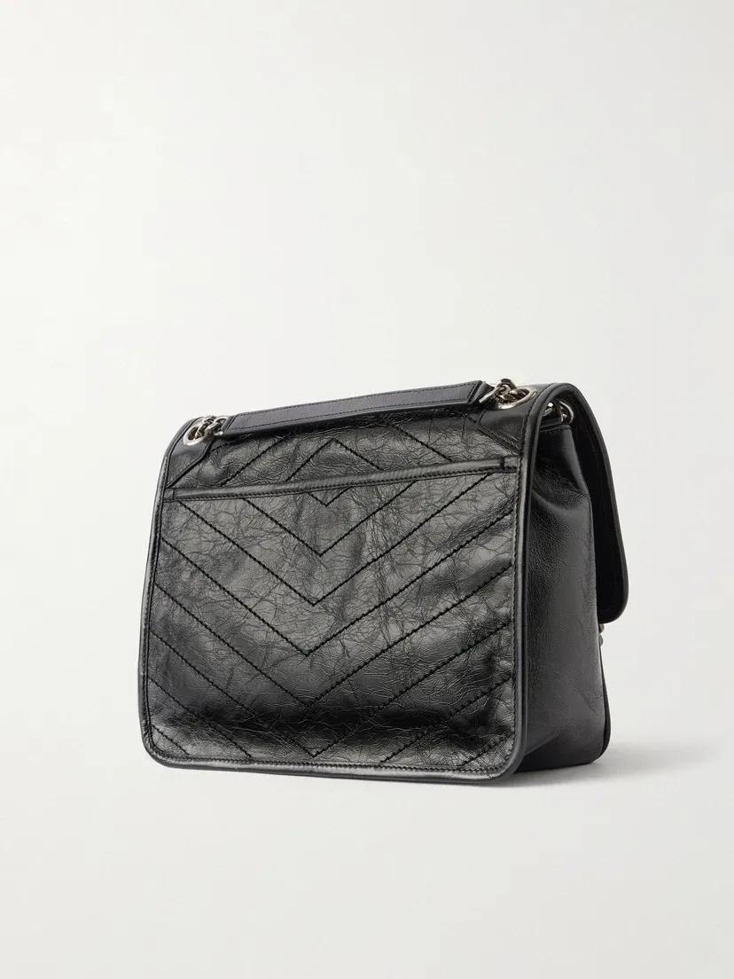 Niki medium crinkled glossed-leather shoulder bag SAINT LAURENT, черный — фото 4