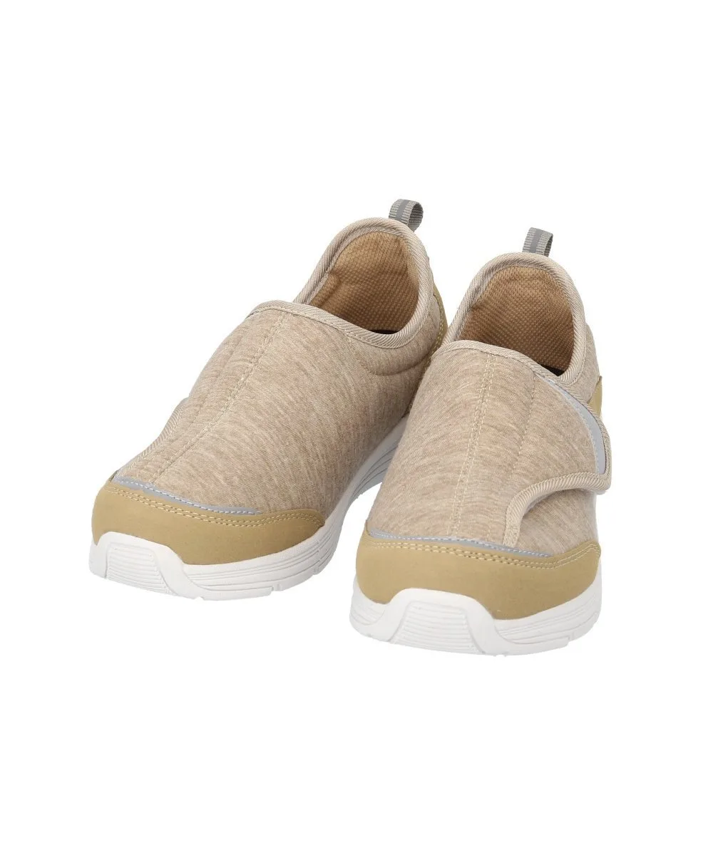 Водоотталкивающая и антибактериальная обувь Walking Geo BACKYARD FAMILY, BEIGE