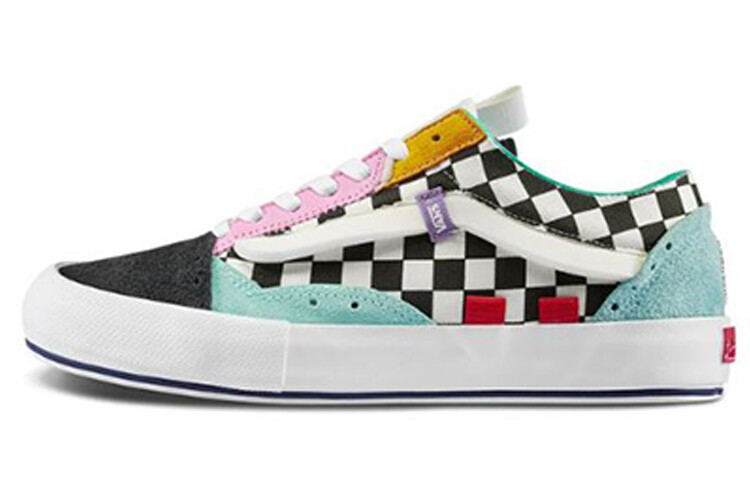 

Кроссовки Vans Old Skool Cap Holiday