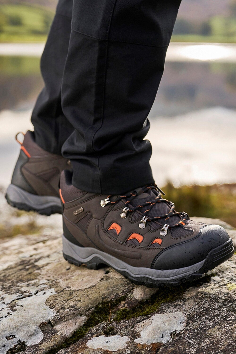 

Ботинки походные Mountain Warehouse Adventurer IsoDry, коричневый