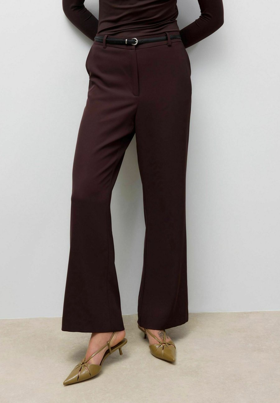 

Брюки Vero Moda AWUPAMA, Chocolate Plum/Dark Brown