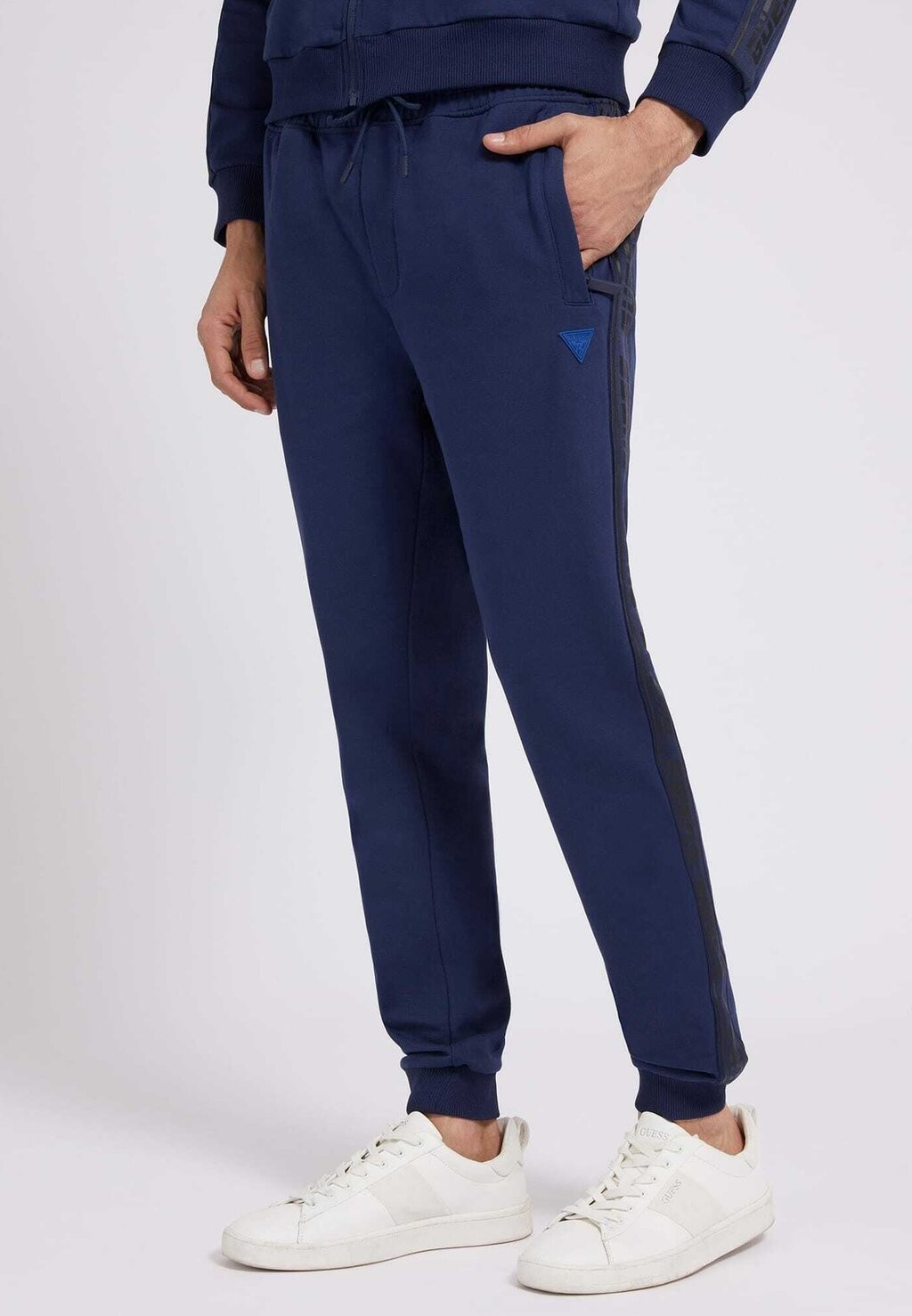 

Спортивные брюки Jogging Guess, цвет dunkelblau