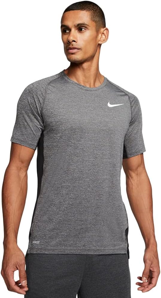 

Мужской базовый топ Nike с коротким рукавом, Black/Pure/(White)