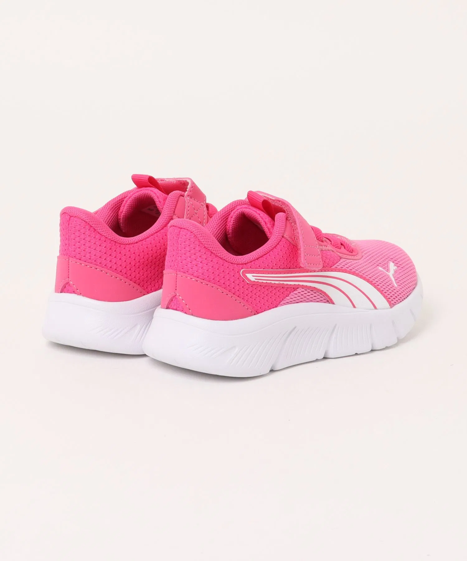 Детские кроссовки PUMA FLEXFOCUS MODERN AC+ PS лёгкие бело-чёрные — фото 2