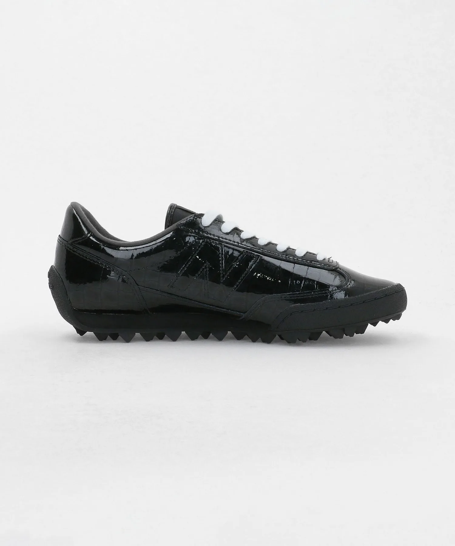 Мужские кроссовки UGTR2SV New Balance с лаконичным дизайном чёрные — фото 4