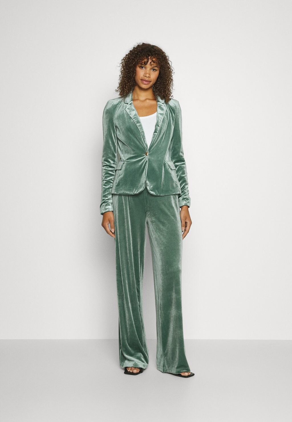 

Блейзер Vero Moda Tall, темно-зеленый