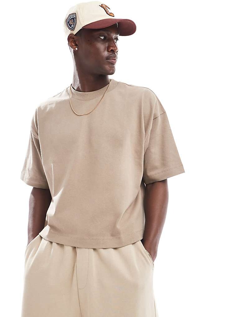 

ASOS DESIGN – Essential – плотная футболка oversize каменно-бежевого цвета, укороченного кроя, плотность 240 г/м2