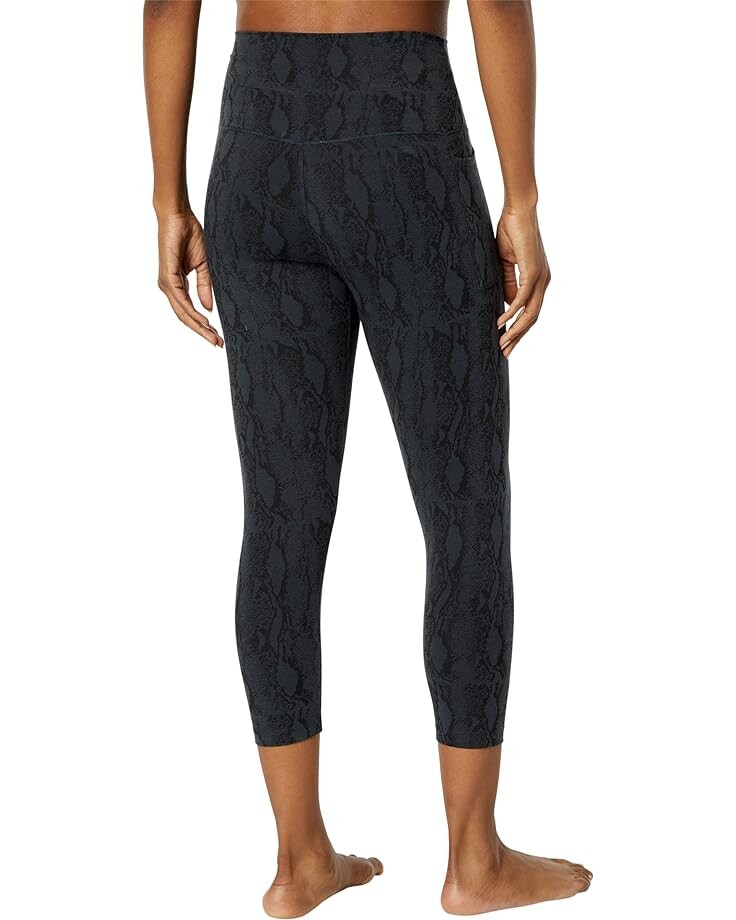 

Брюки tasc Performance ALLways Crop Leggings, цвет Black Snake Skin
