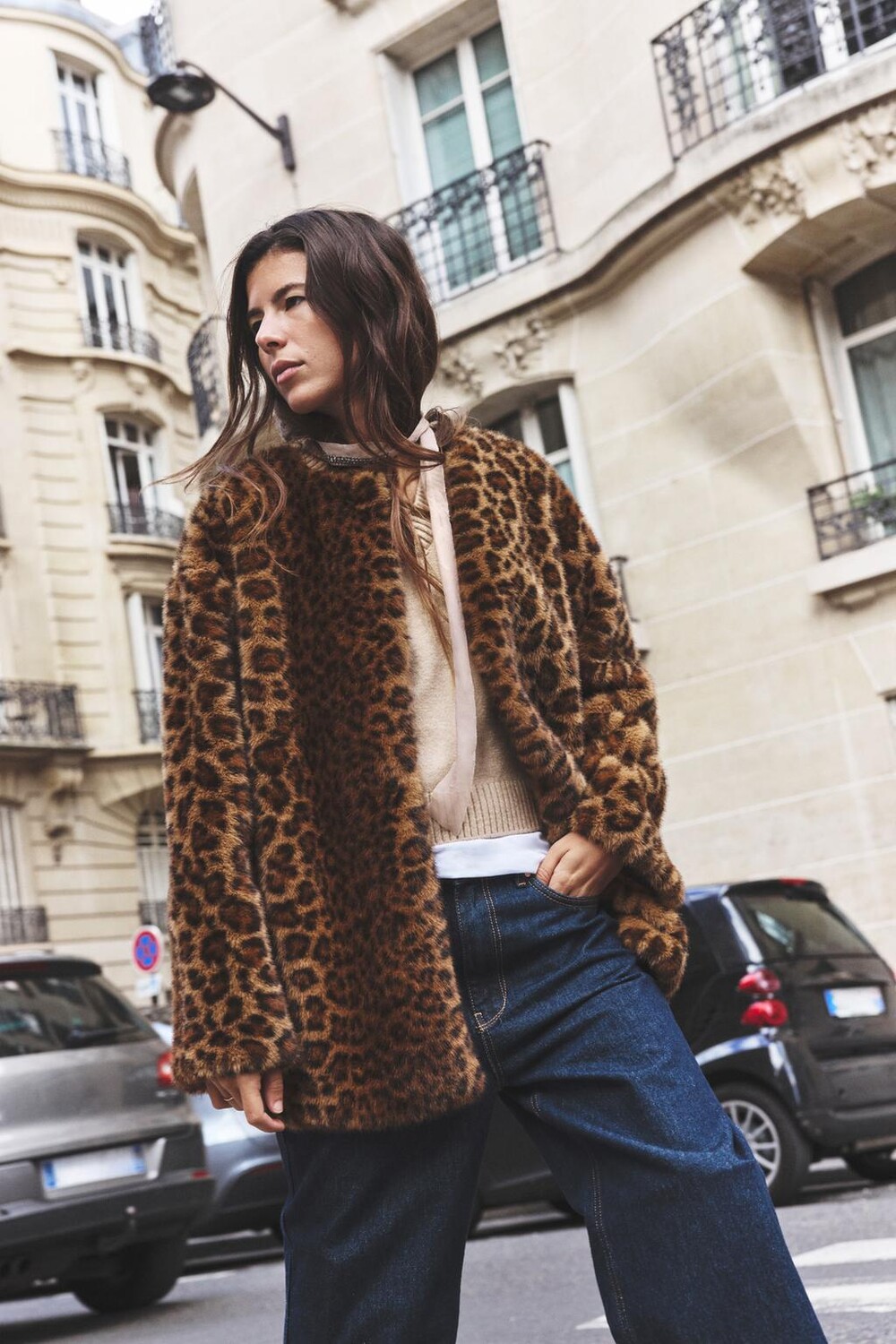 

Пальто из искусственного меха с животным принтом ZARA, цвет leopard
