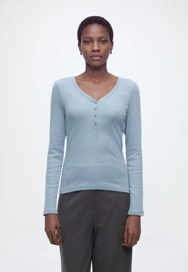 

Полосатая футболка-поло с длинными рукавами Tom Tailor Denim, Mid Blue White Stripe, Белый, Полосатая футболка-поло с длинными рукавами Tom Tailor Denim, Mid Blue White Stripe