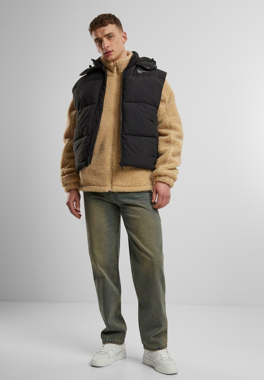 

Жилет SMALL SIGNATURE PUFFER Karl Kani, черный