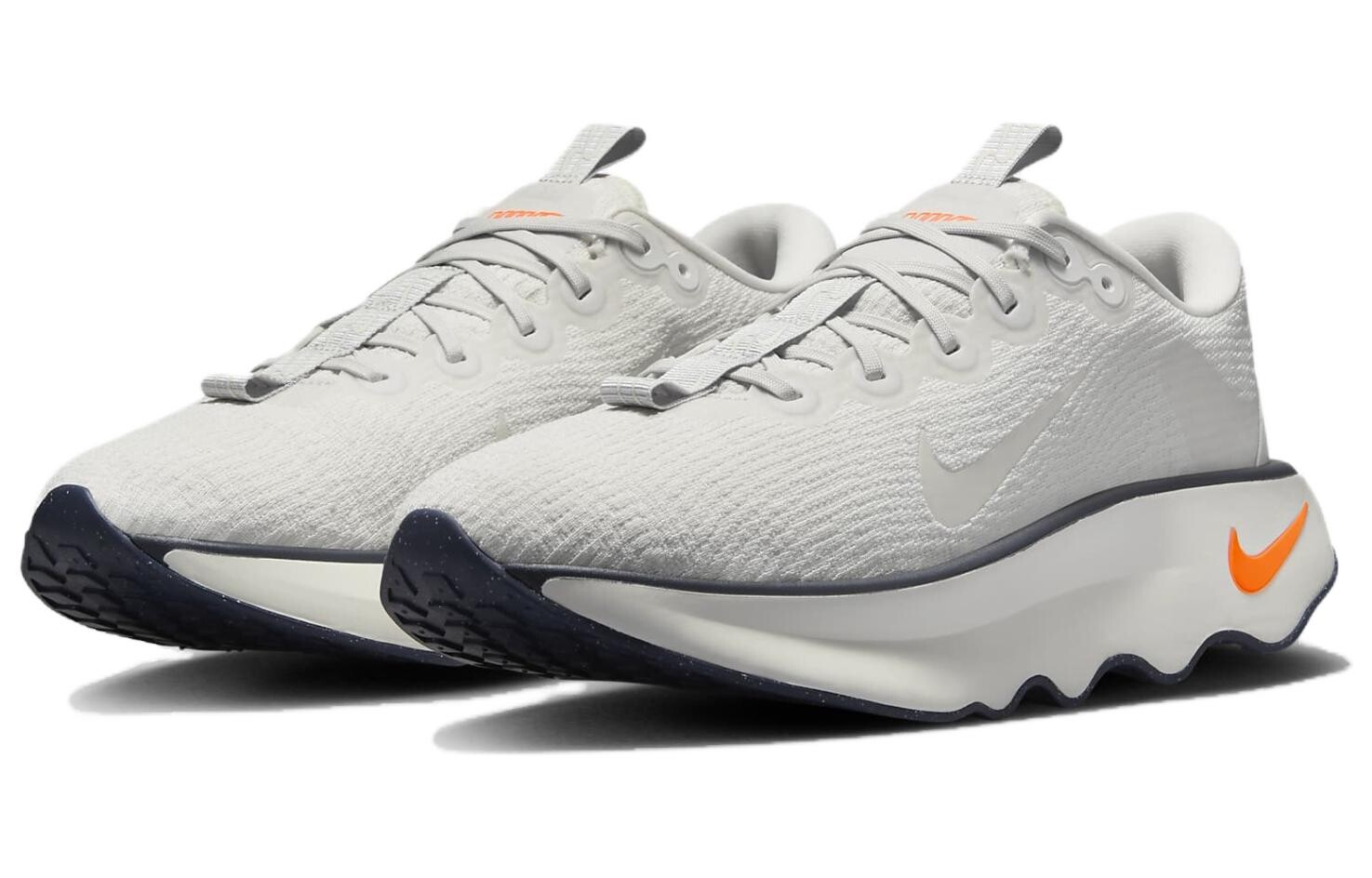 Кроссовки мужские Motiva с низким верхом, белые/оранжевые Nike — фото 3