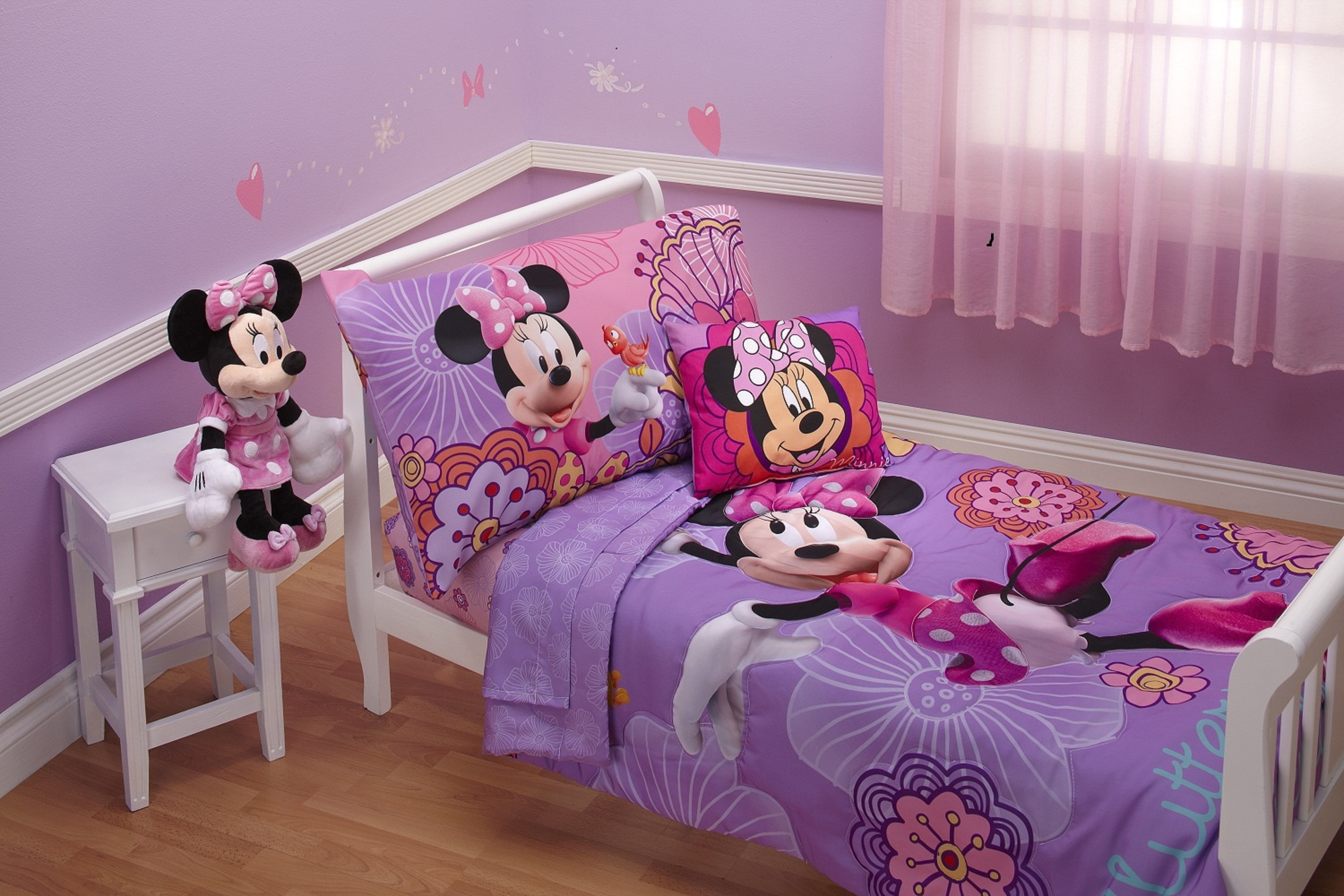 

Комплект постельного белья для малышей Disney Minnie Mouse Fluttery Friends, 4 предмета