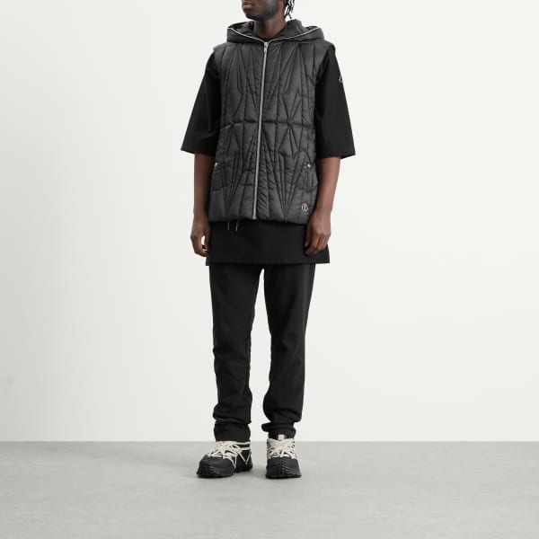 Жилет с капюшоном Rick Owens X Moncler Geocamo Flight Ziplock, черный — фото 3