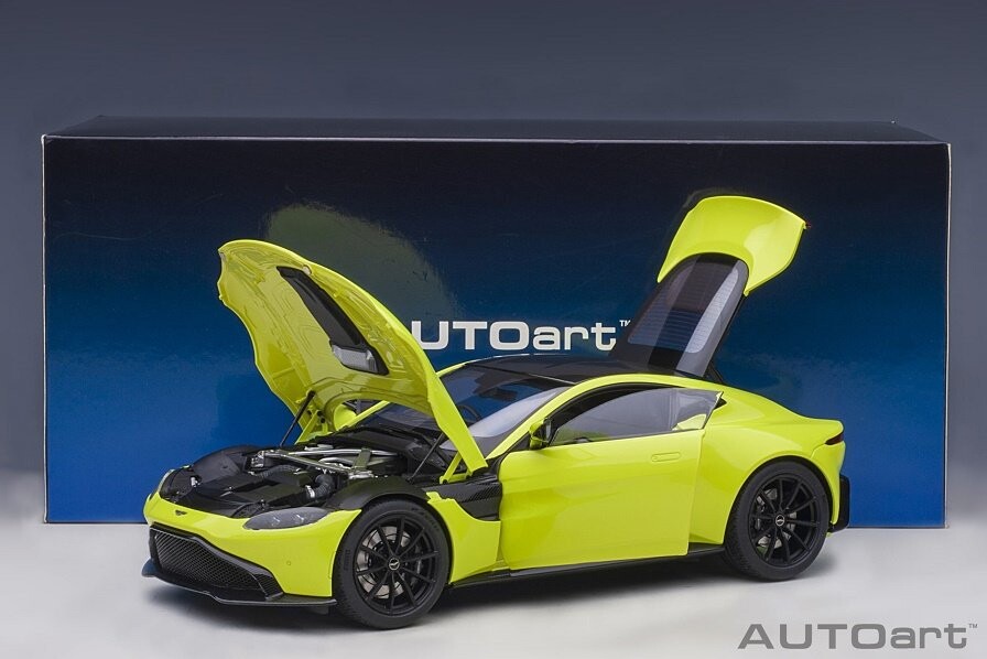 

Autoart Aston Martin Vantage 2019 Lime Essence 1:18 70279
