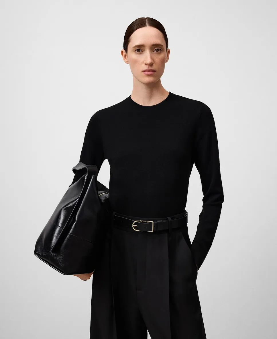 

Женский джемпер из шерсти мериноса с круглым вырезом Adolfo Dominguez, черный