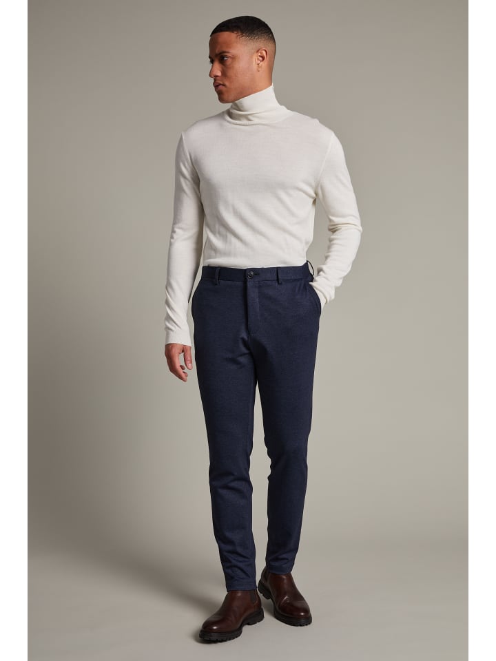 

Повседневные брюки MAliam прямого кроя темно-синего цвета Matinique