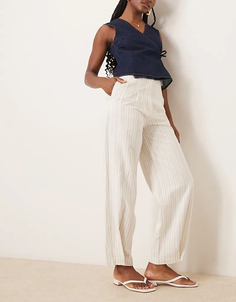 

Льняные брюки ASOS DESIGN с многосторонними хлястиками в экрю-полоску