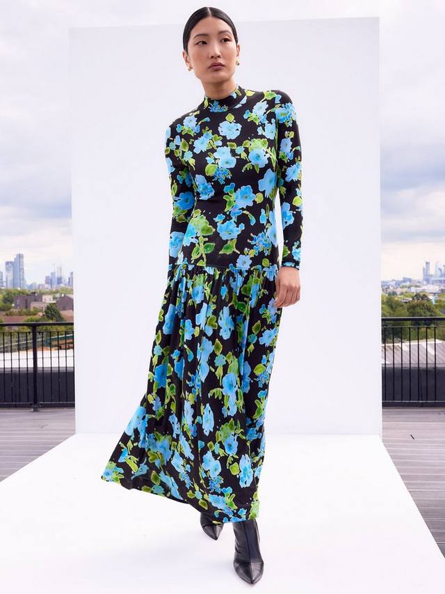 

Платье Petite с цветочным принтом и заниженной талией из джерси Ro&Zo, Blue/Multi