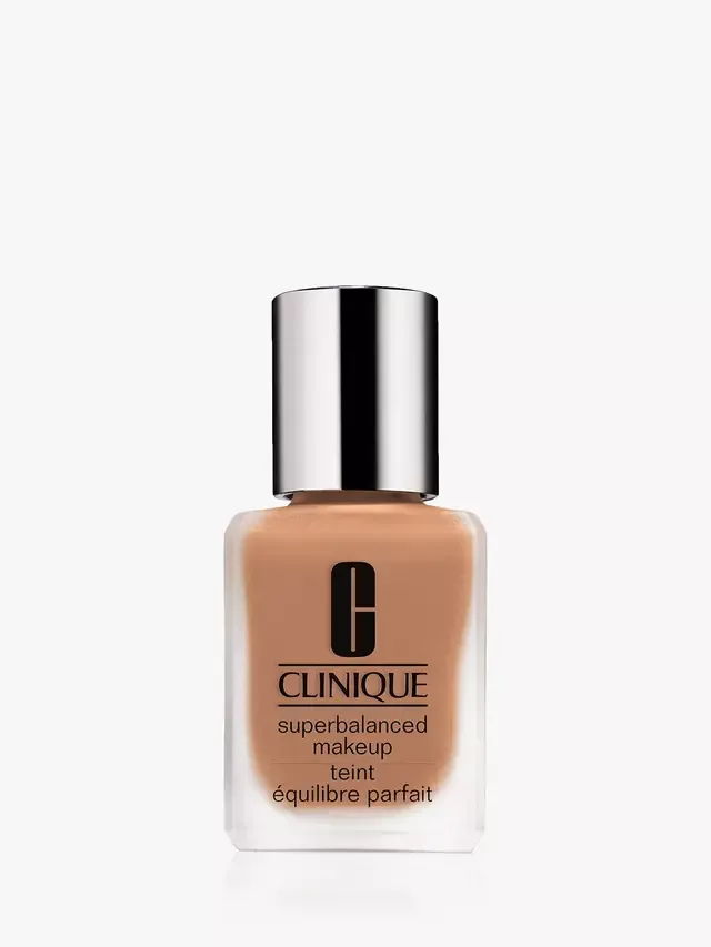Сбалансированная тональная основа Clinique, Sand