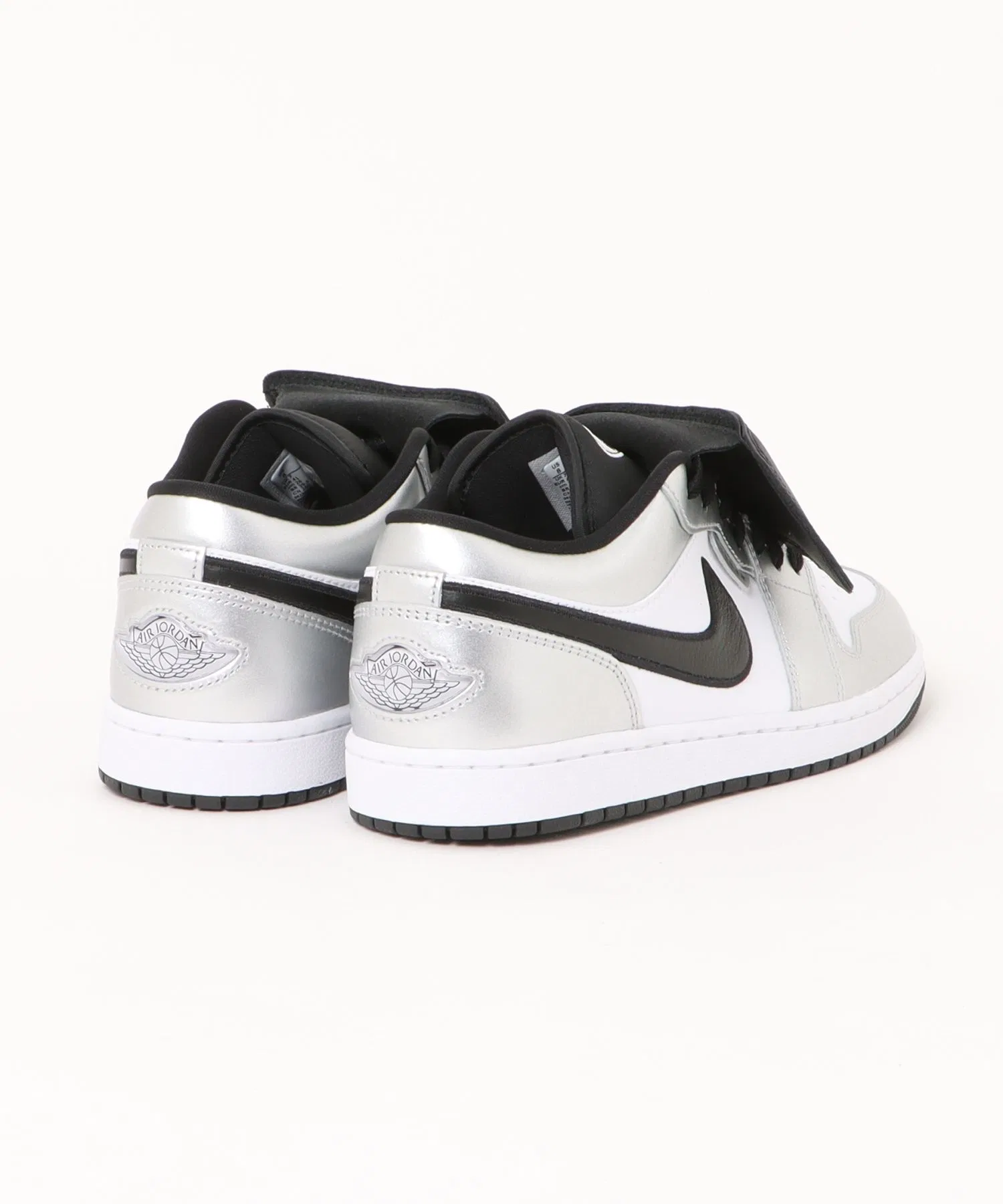 Мужские кроссовки JORDAN BRAND AIR JORDAN 1 LOW SE — фото 2