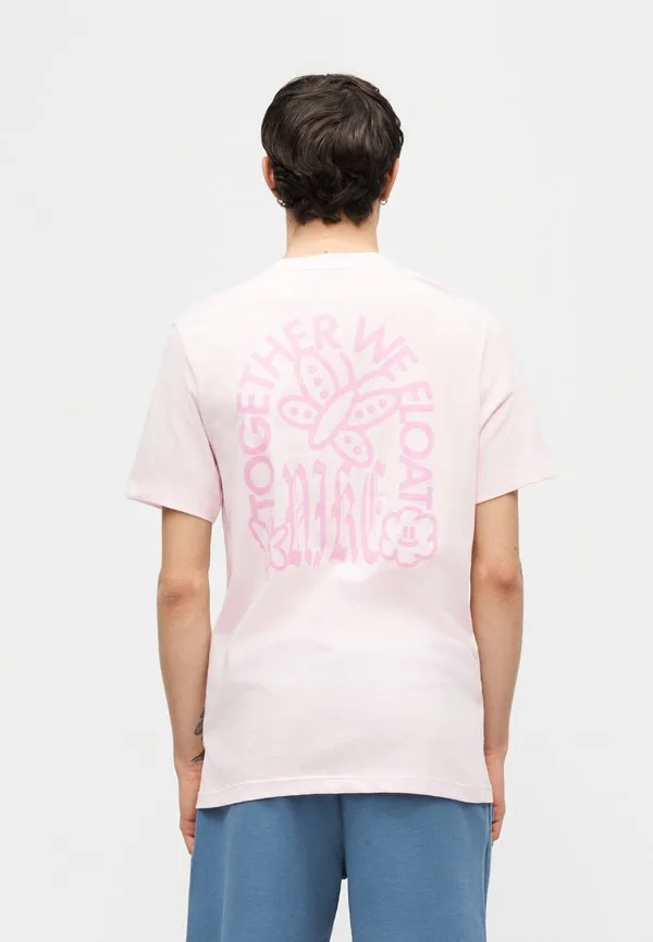 Футболка с принтом "we float" Nike Sportswear, Pink Foam — фото 4