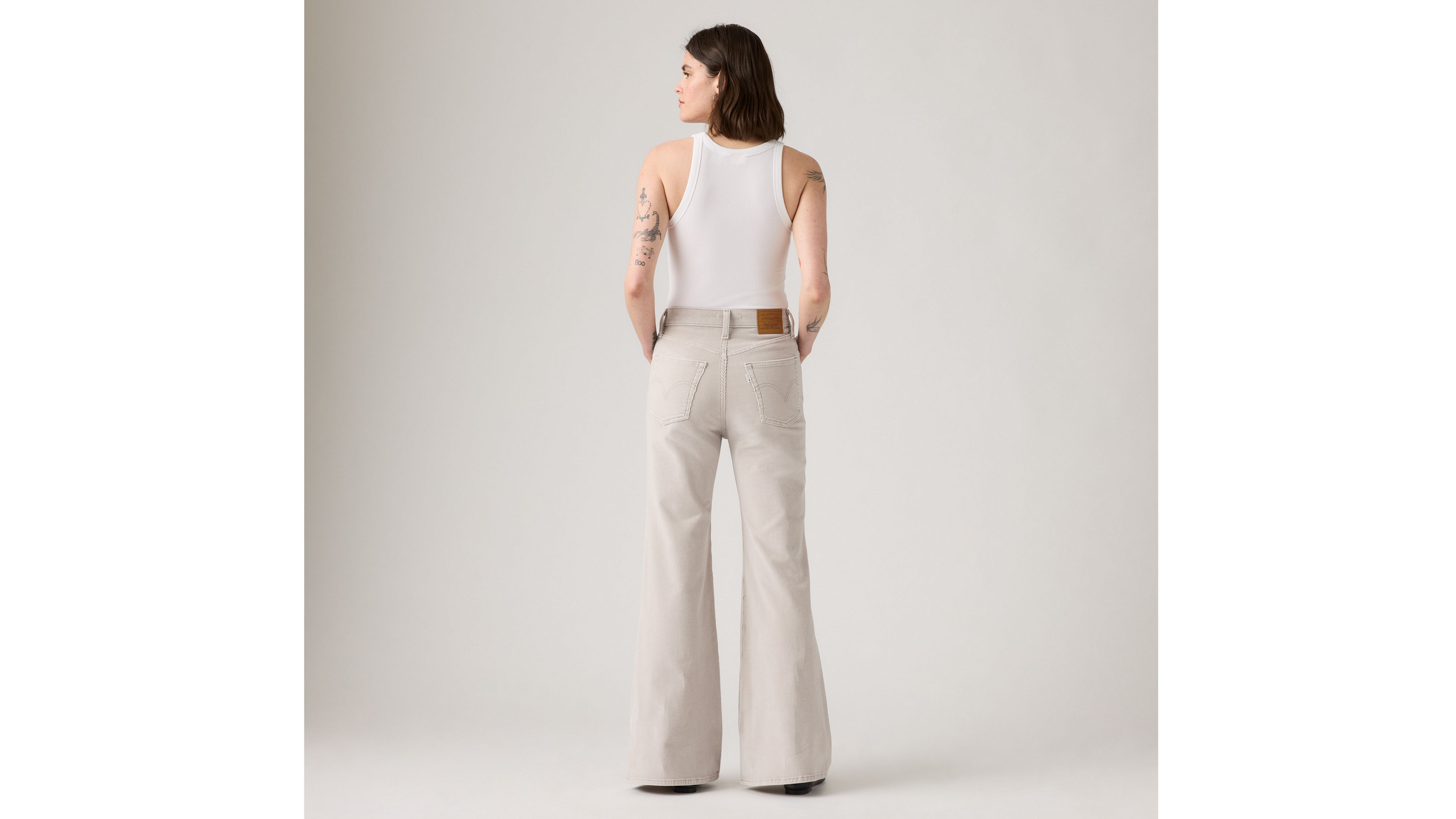 Женские джинсы Ribcage Bell Corduroy Levi's, Chateau Gray - Grey — фото 3