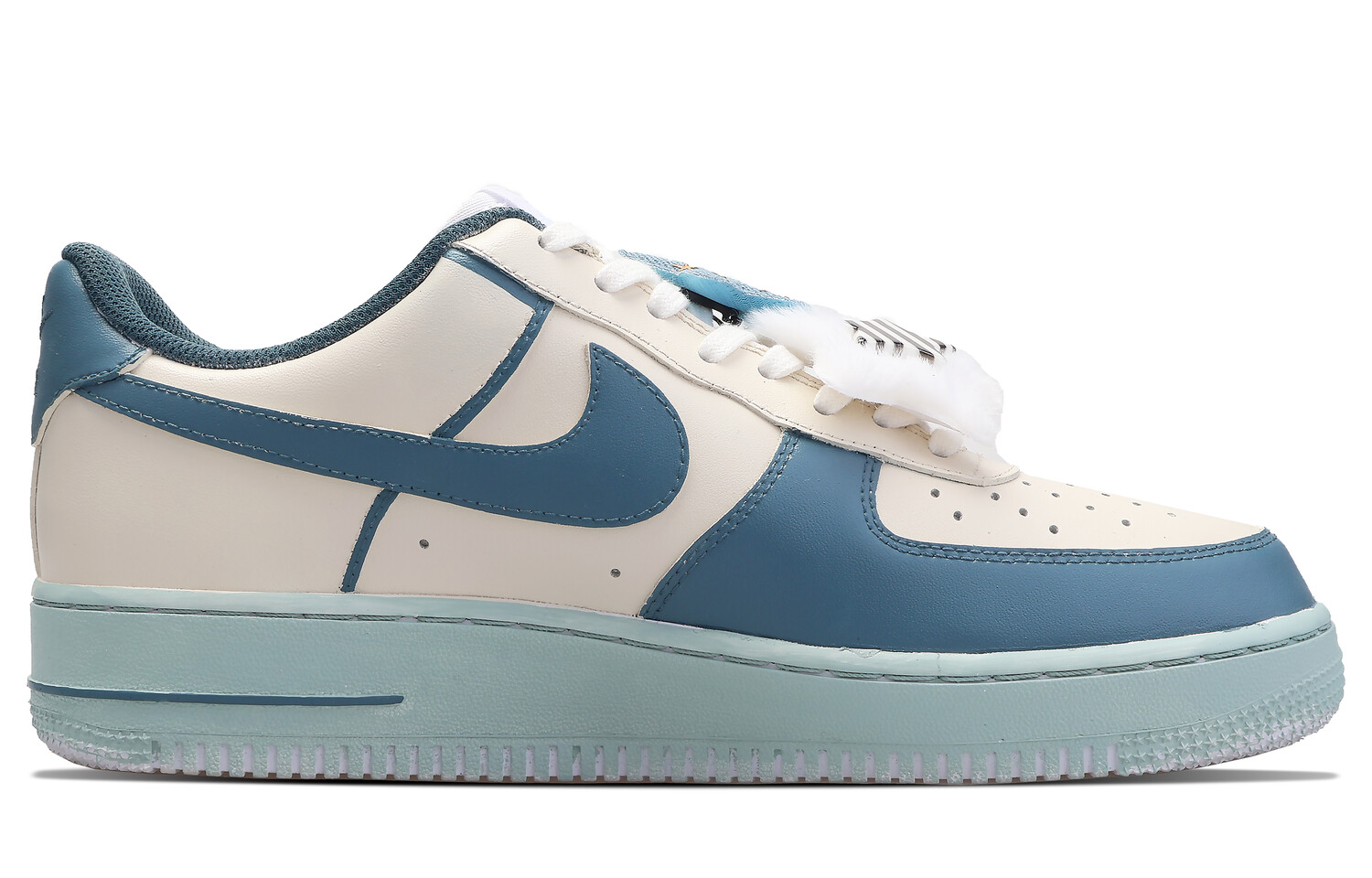 

Женские кроссовки для скейтбординга Nike Air Force 1, Blue/White