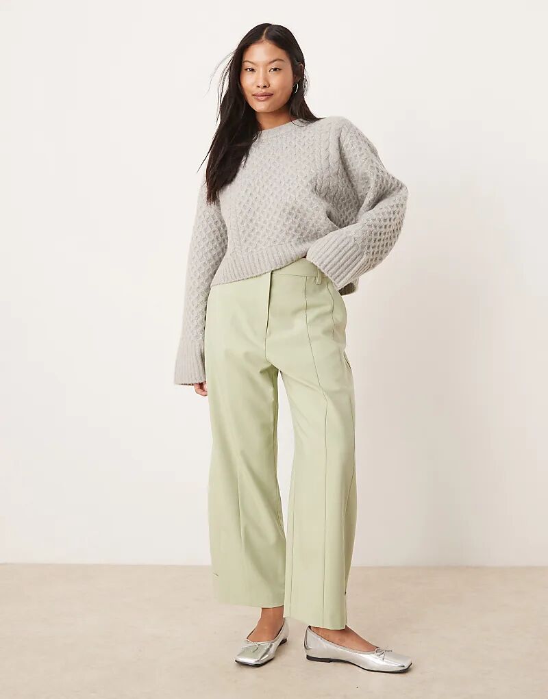 

Строгие брюки ASOS DESIGN Petite цвета шалфея с язычком