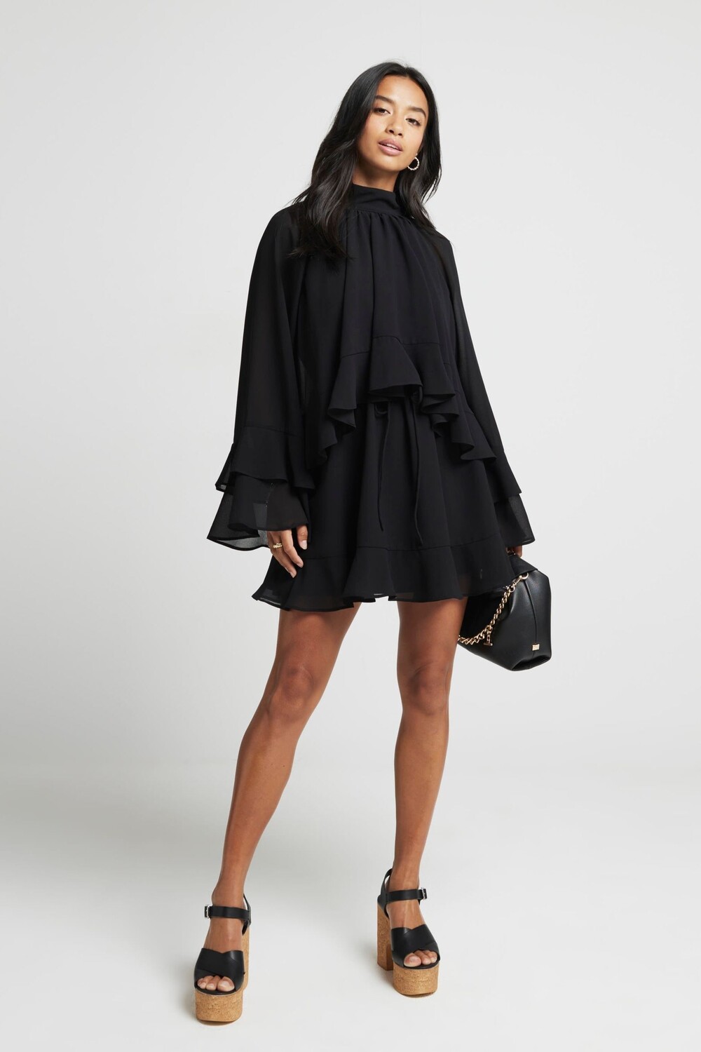 

Мини платье Petite с многослойными оборками River Island, черный