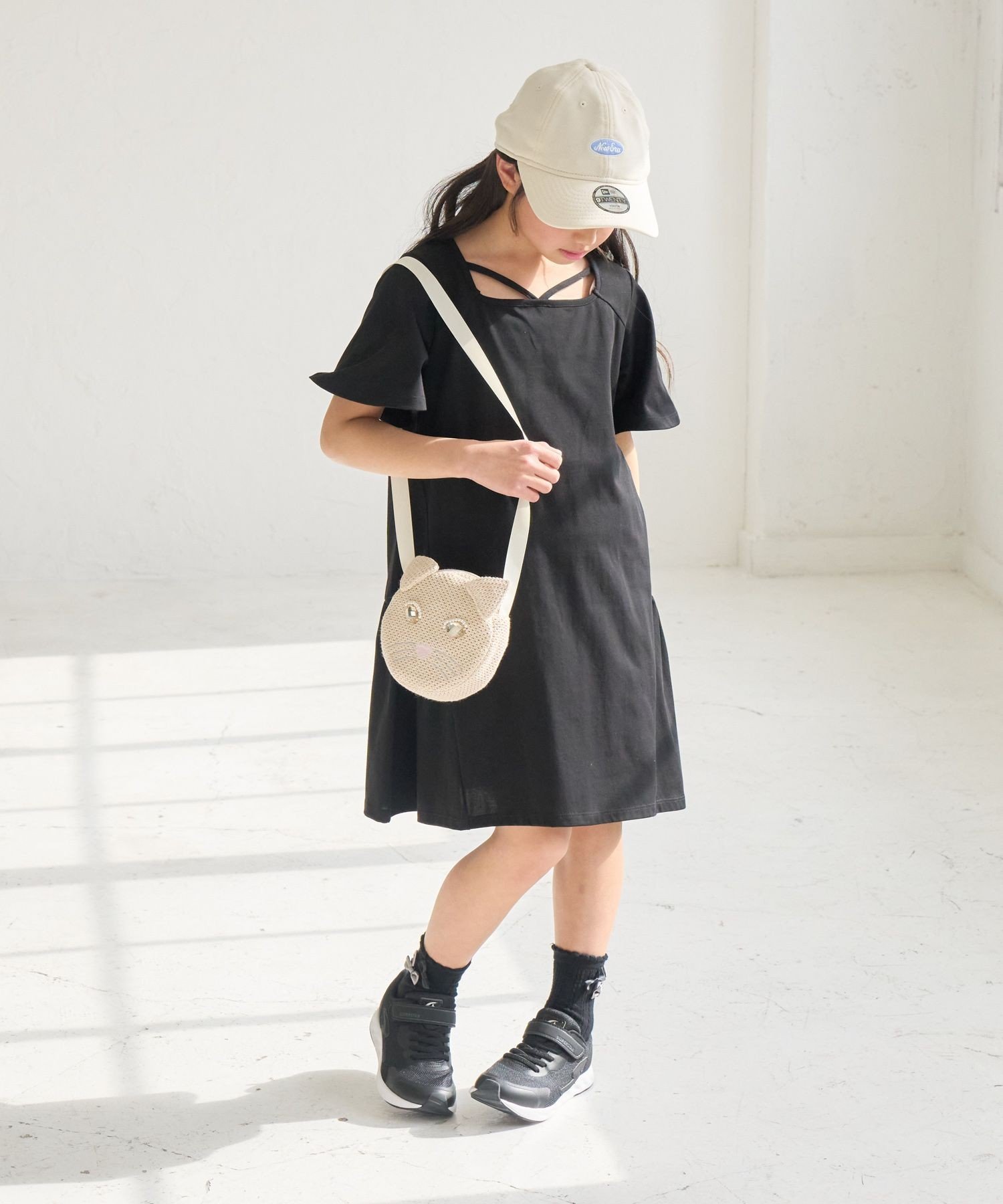 Дизайнерское платье с вырезом и пошивом горловины ROPE' PICNIC KIDS, Black (01) — фото 2