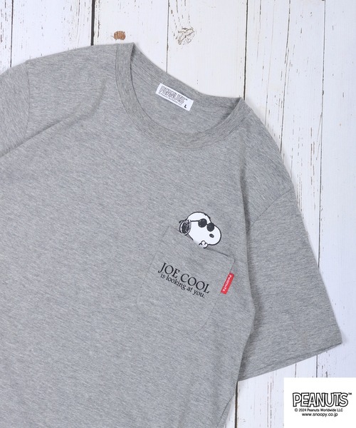 

Футболка с коротким рукавом и нагрудным карманом PEANUTS