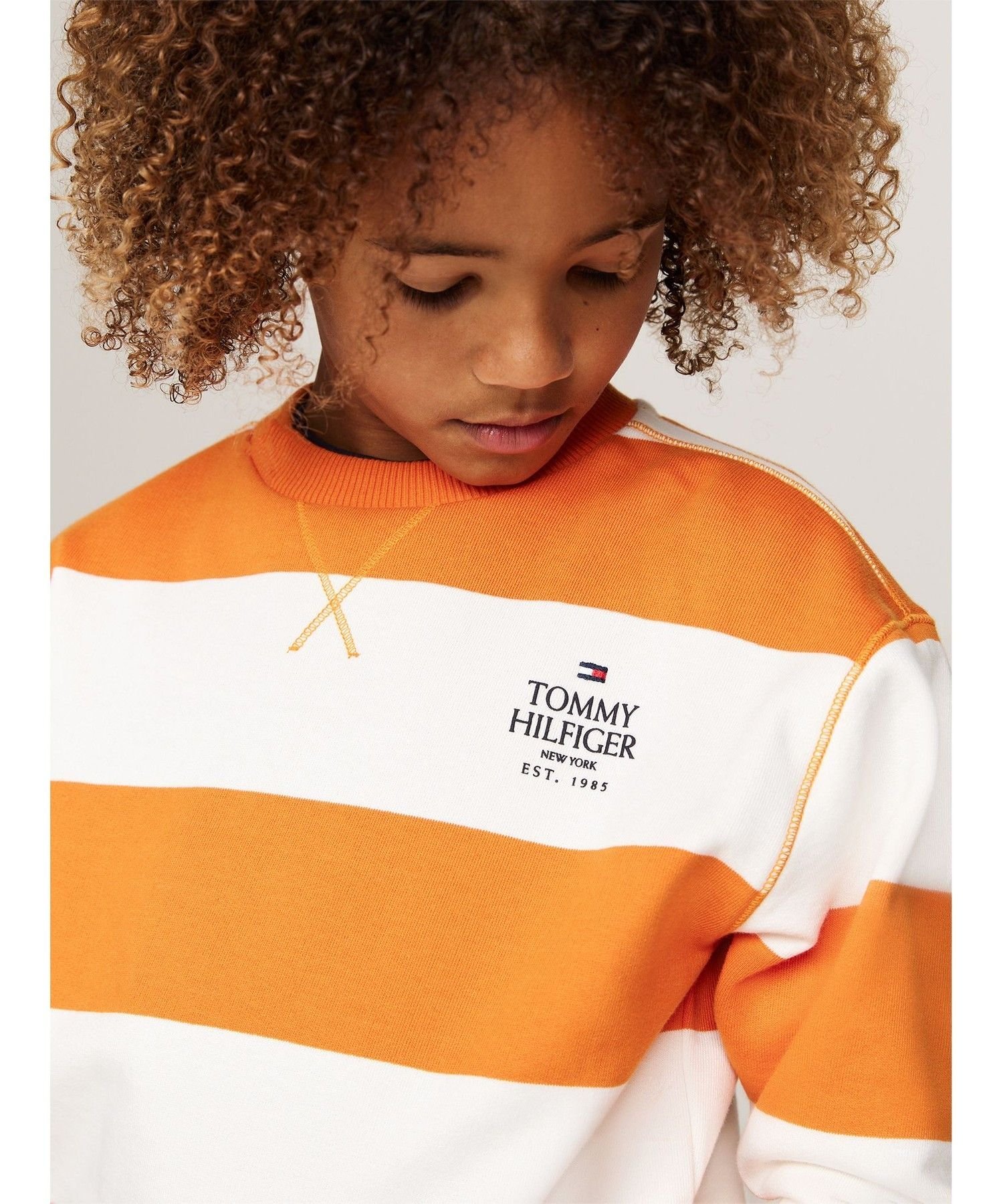 (K) Детская полосатая толстовка с круглым вырезом TOMMY HILFIGER, Multi — фото 3