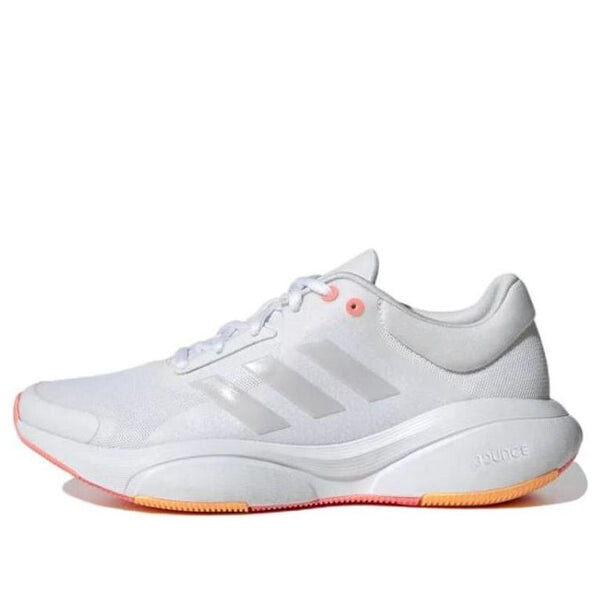 

Ответ на кроссовки Adidas, белый