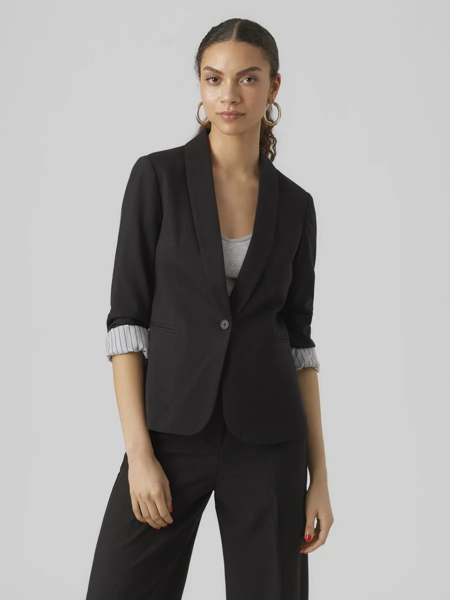 

Короткий пиджак Vero Moda "VMHARUKIMO LS CLASSIC JERSEY BLAZER NOOS", черный