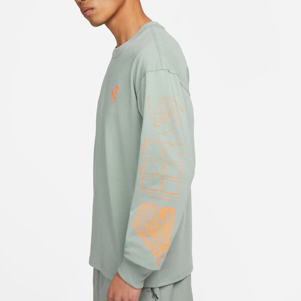 Футболка Nike Acg Topo T-Shirt 'Mica Green', зеленый — фото 3