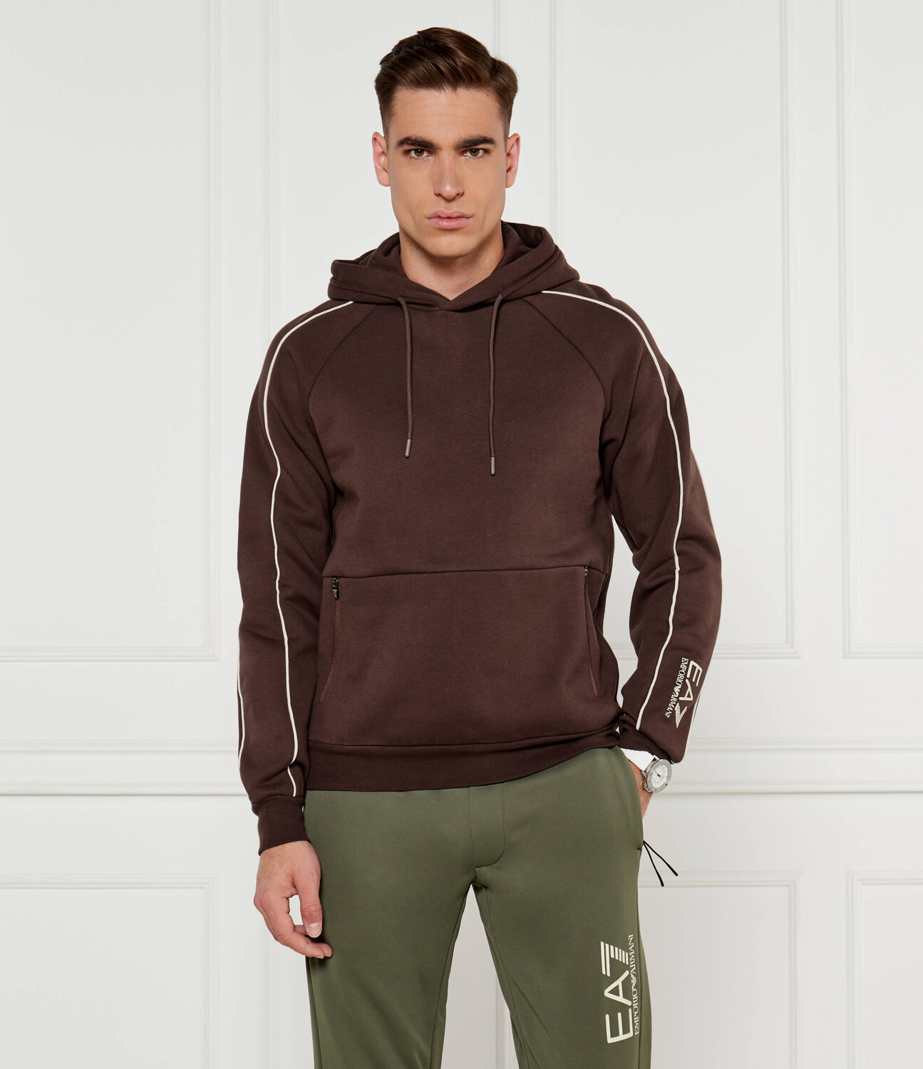 

Толстовка EA7 Regular Fit, коричневый