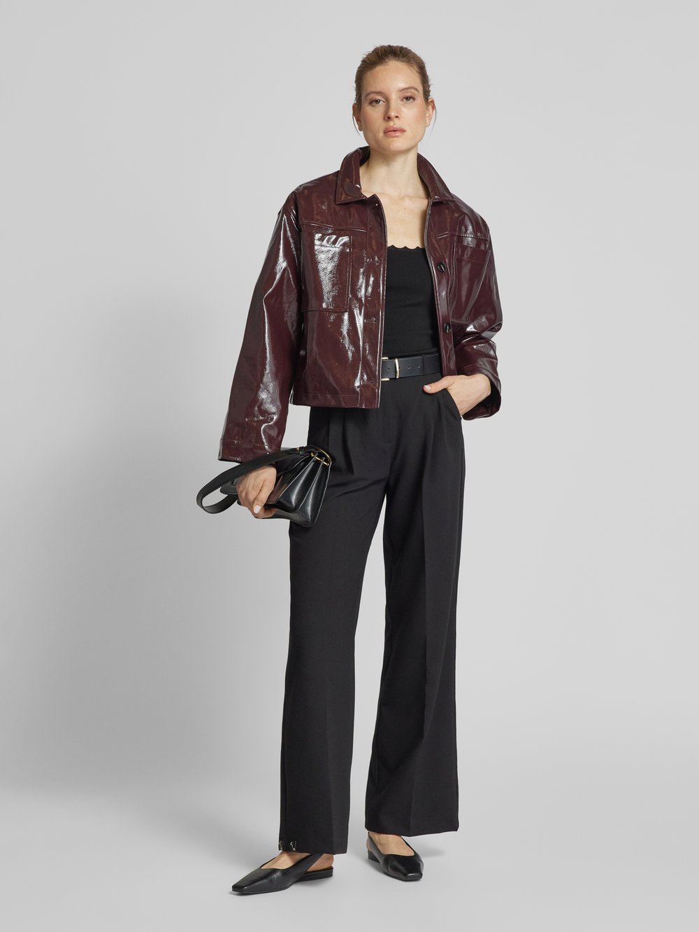 

Футболка с квадратным вырезом Emporio Armani, черный