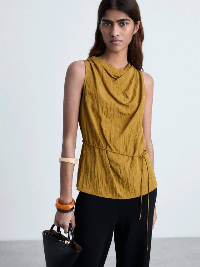 

Топ с текстурированным бантом из мойры Mango, цвет Olive Green