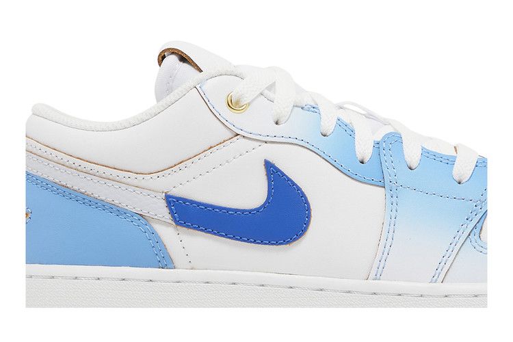 Кроссовки Air Jordan Air Jordan 1 Low SE GS 'Blue Gradient', белый — фото 3