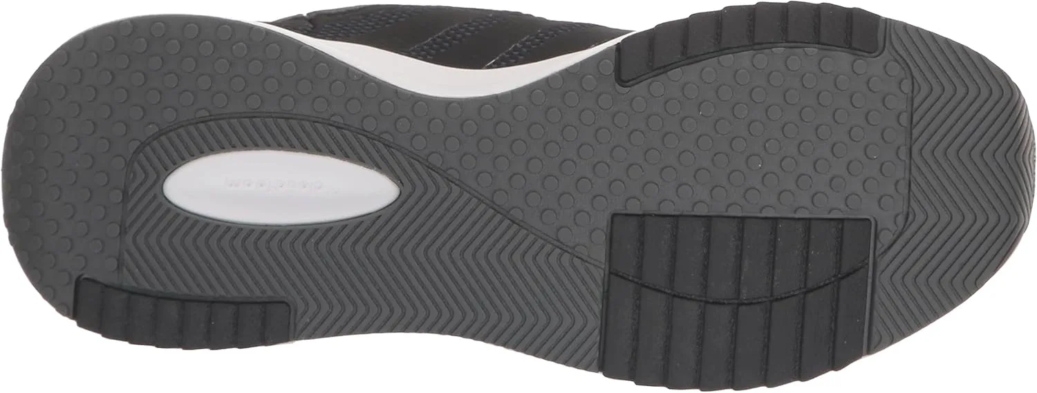 

Женские кроссовки Adidas Fukasa Run, черно-белый