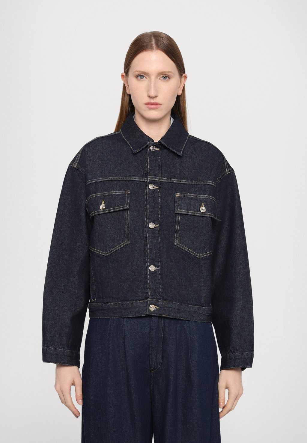

Джинсовая куртка THE BOXY JACKET FRAME, цвет Dark Blue Denim