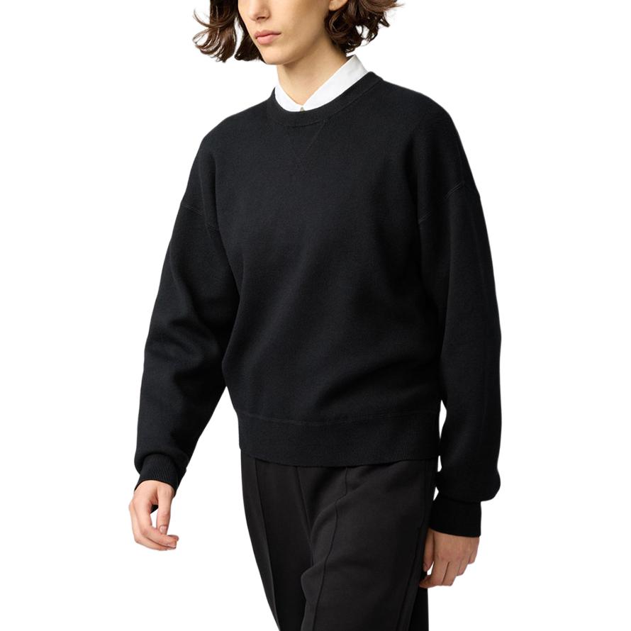 UNIQLO Трикотажный свитер женский черный с круглым вырезом Moderate