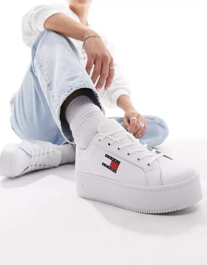 

Белые кроссовки Tommy Jeans на плоской подошве на платформе, Серый, Белые кроссовки Tommy Jeans на плоской подошве на платформе