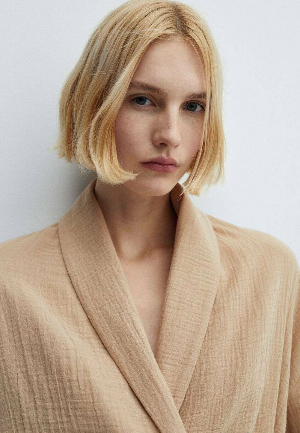 

Кардиган Manuela Mango, средне-коричневый