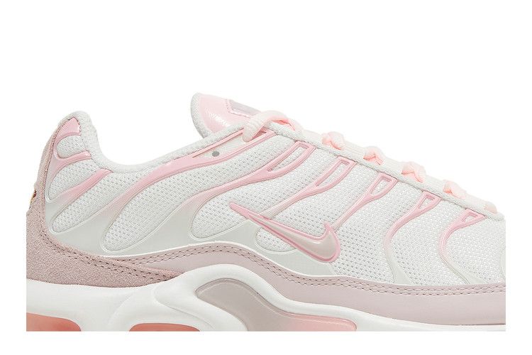 Кроссовки Nike Wmns Air Max Plus 'Summit White Barely Rose', белый — фото 3