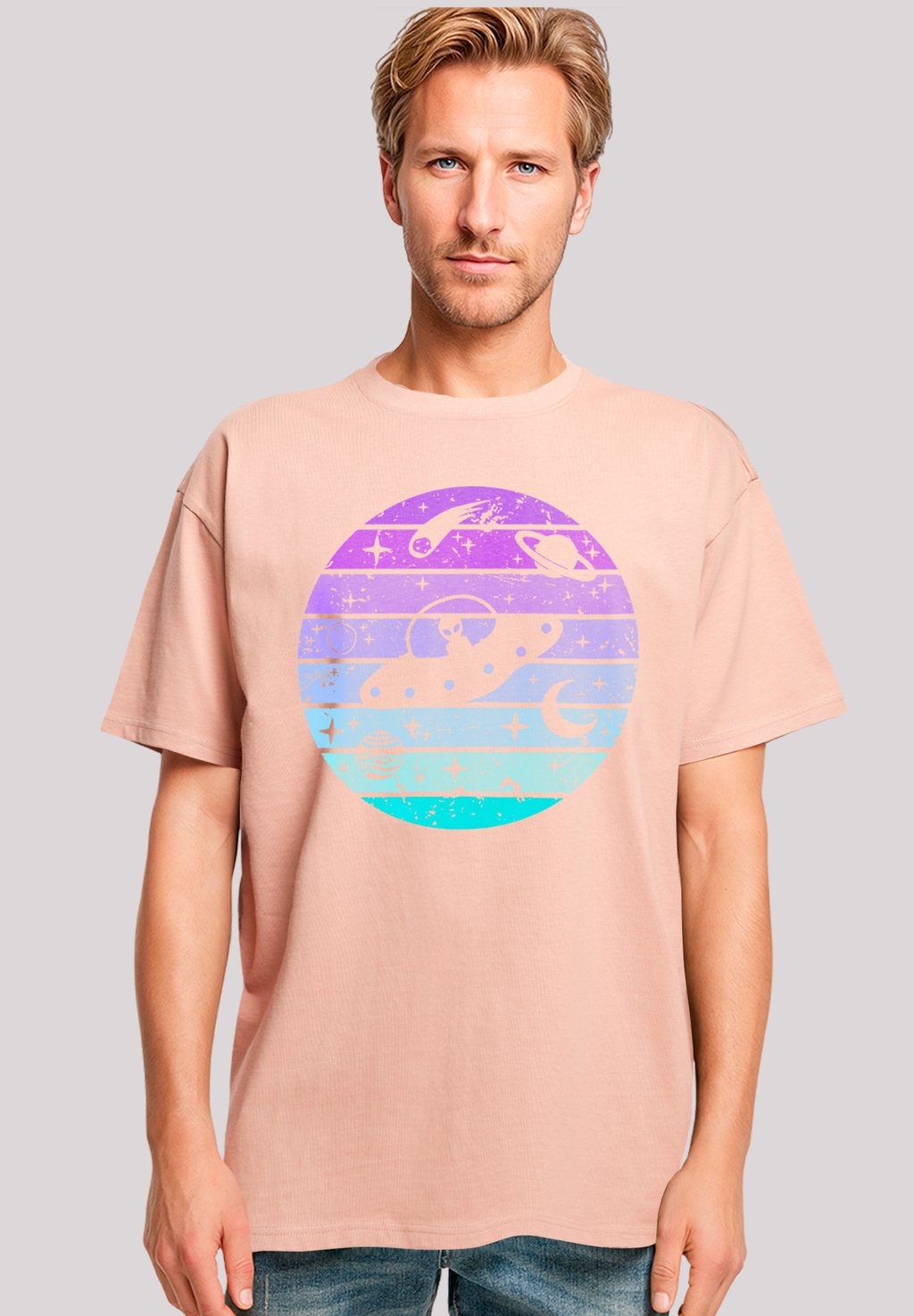 

Футболка с принтом RETRO ALIEN WELTRAUM SONNENUNTERGANG F4NT4STIC, бежевый