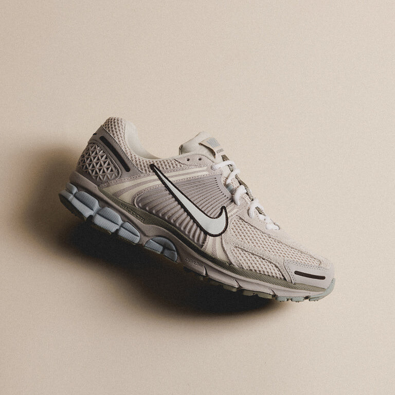 

Кроссовки Zoom Vomero 5 Se Nike, коричневый