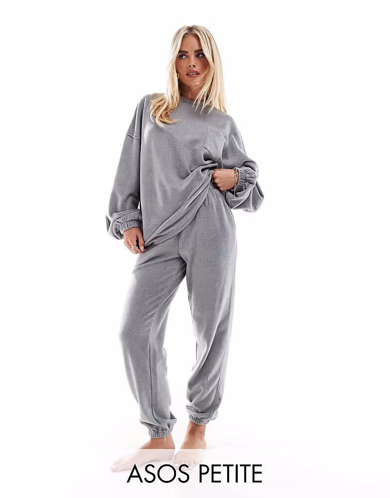 

Спортивные брюки из флиса ASOS DESIGN Petite для гостиной, цвет «микс и подбор» светло-серый