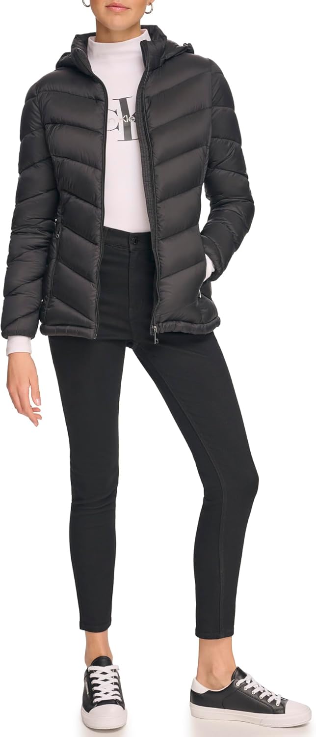 

Calvin Klein Женская классическая утепленная куртка с капюшоном на молнии, Light-weight Chevron Black